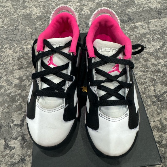 Toddler Jordan Retro Low - Picture 1 of 7